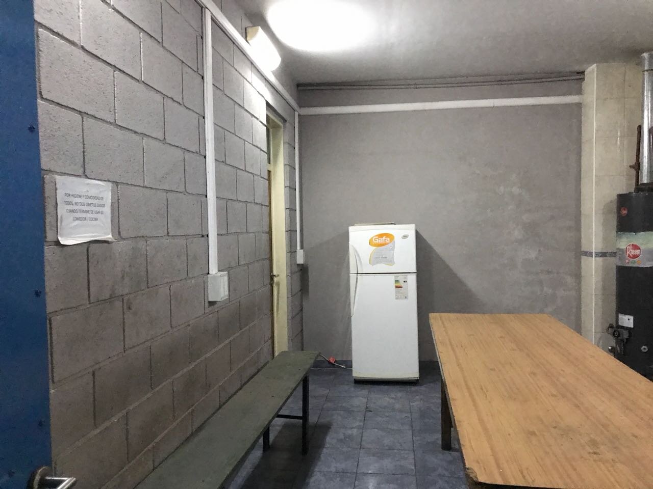 Galpón en venta en La Boca. 400 m2 de Galpón + 200 m2 de oficinas. Mixtura 2. - 15