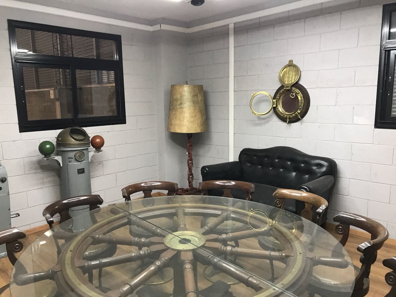 Galpón en venta en La Boca. 400 m2 de Galpón + 200 m2 de oficinas. Mixtura 2. - 8