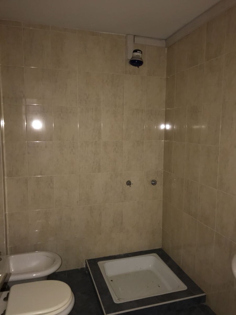 Galpón en venta en La Boca. 400 m2 de Galpón + 200 m2 de oficinas. Mixtura 2. - 10