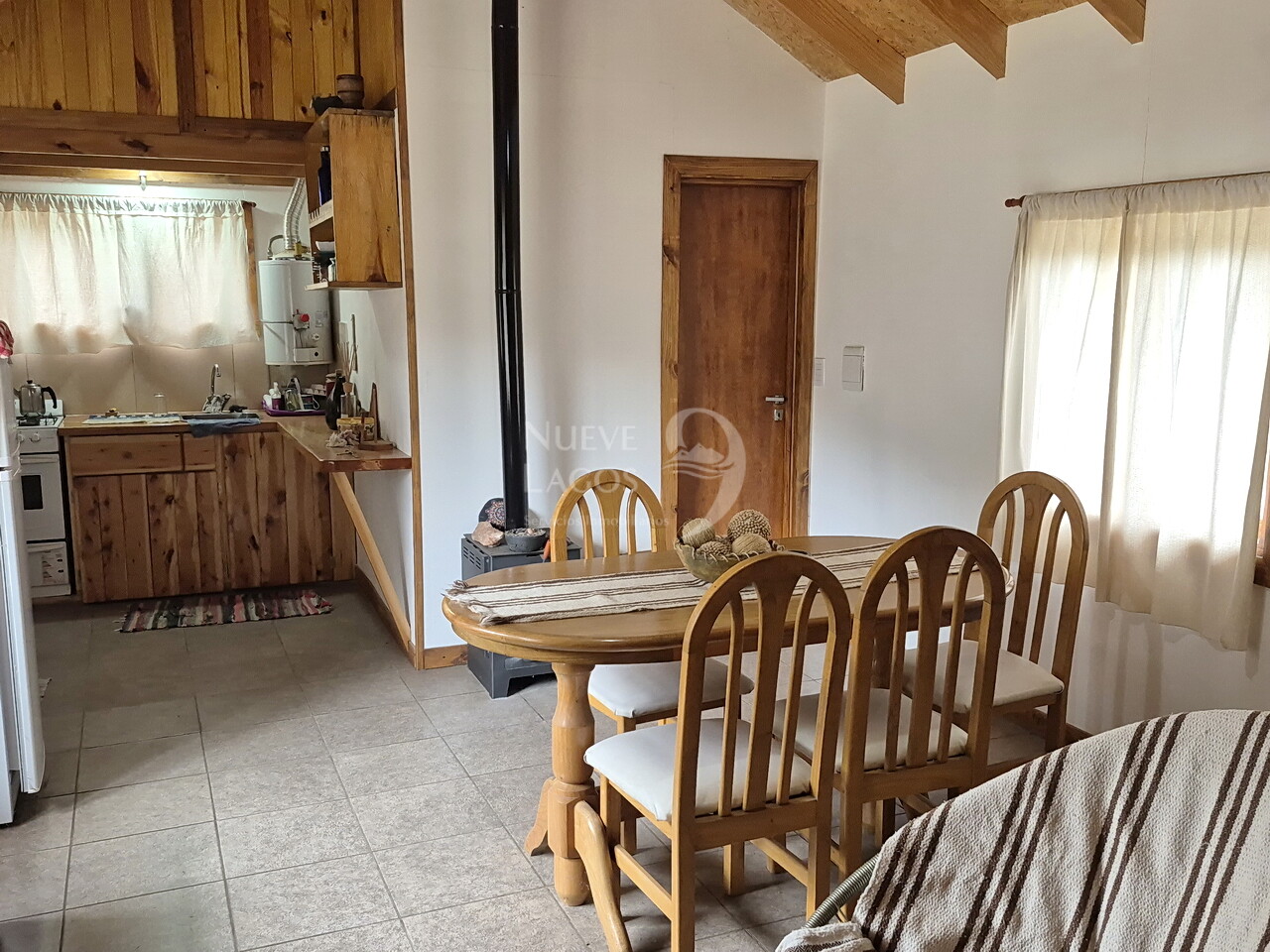 Casa y departamento a la venta cercanos al arroyo María en Villa Lago Meliquina - 26