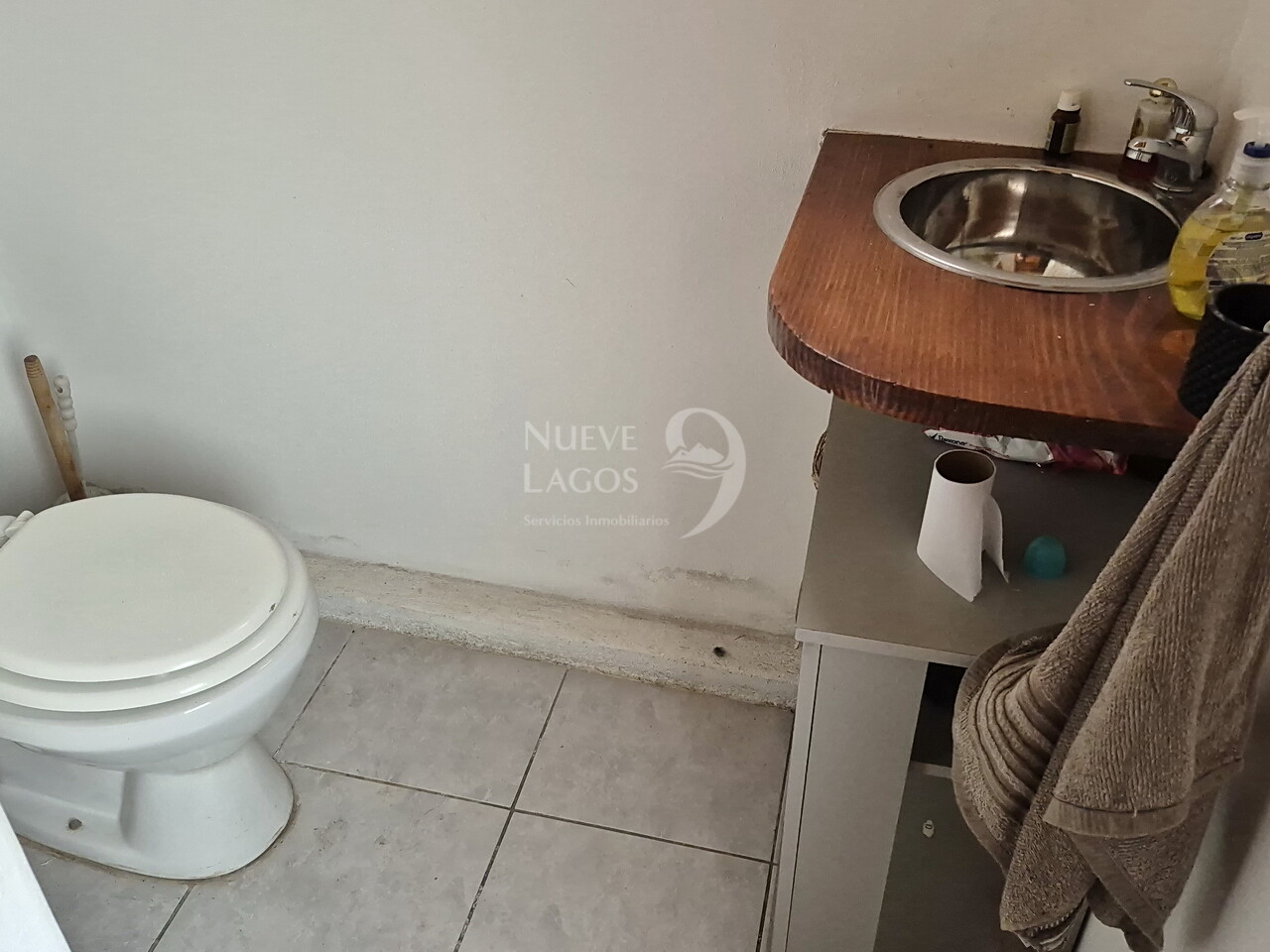 Casa y departamento a la venta cercanos al arroyo María en Villa Lago Meliquina - 31