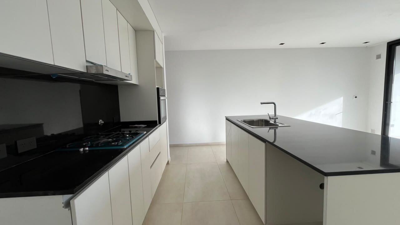 VENDO DUPLEX DISTRITO SUR - Imagen 7