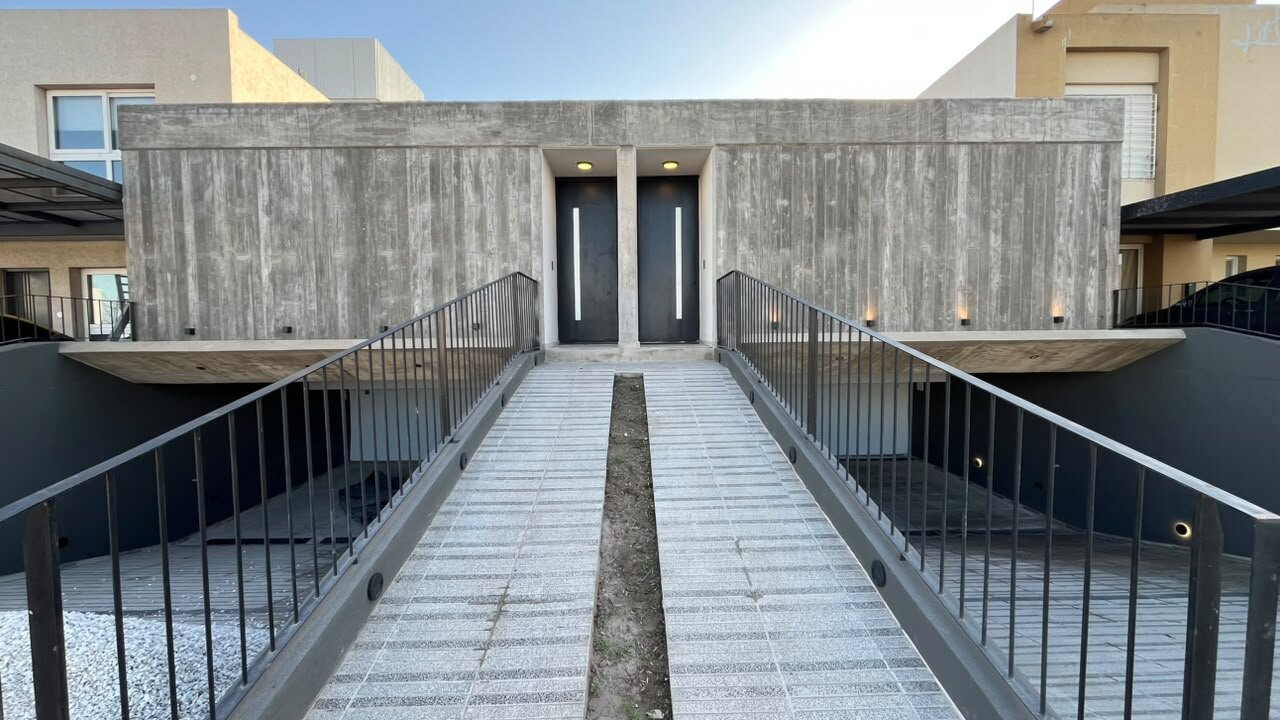 VENDO DUPLEX DISTRITO SUR