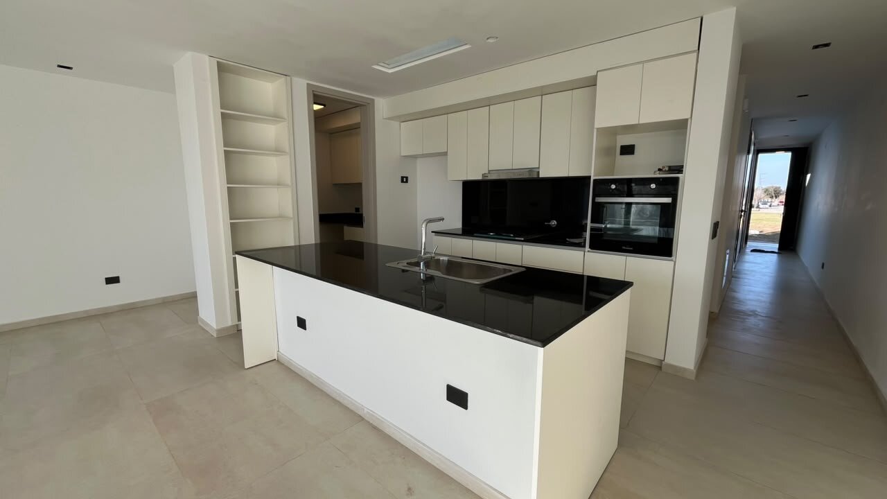 VENDO DUPLEX DISTRITO SUR - Imagen 3