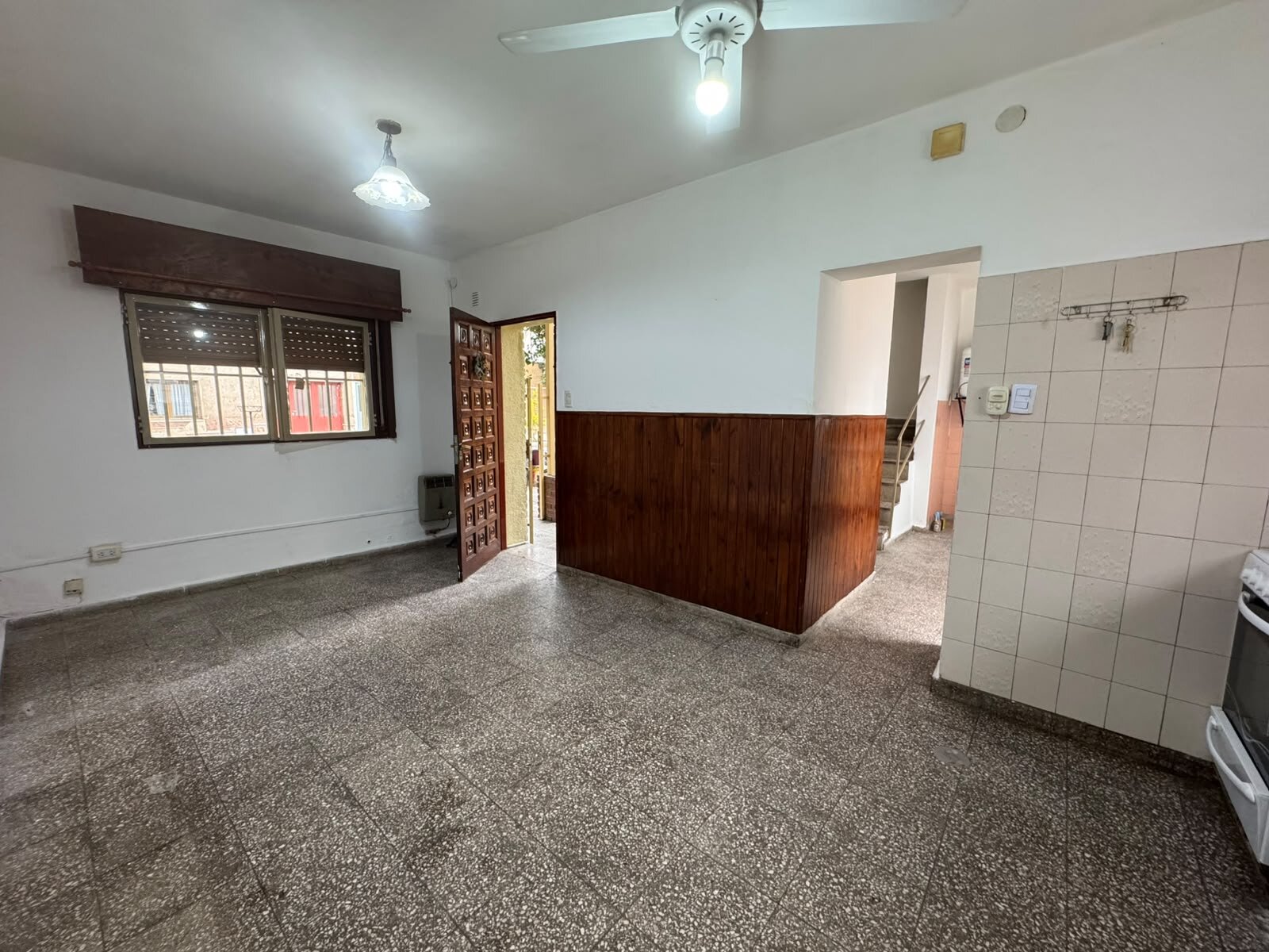 VENDO CASA DOS DORMITORIOS EN TALLERES OESTE - Imagen 8