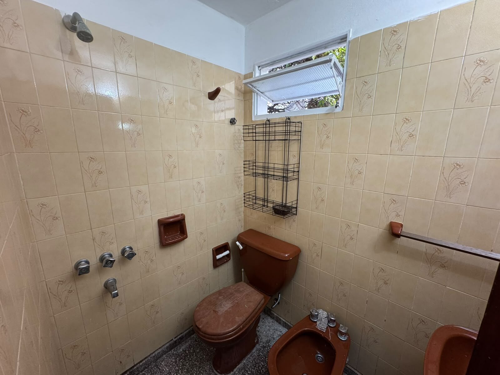 VENDO CASA DOS DORMITORIOS EN TALLERES OESTE - Imagen 22