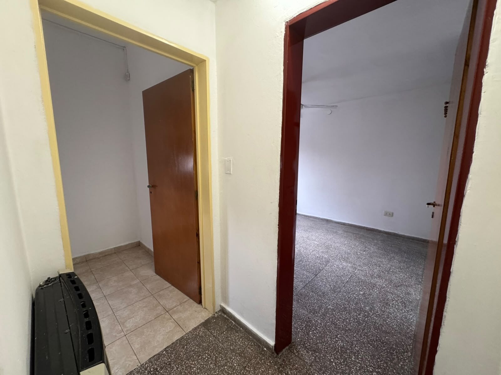 VENDO CASA DOS DORMITORIOS EN TALLERES OESTE - Imagen 16