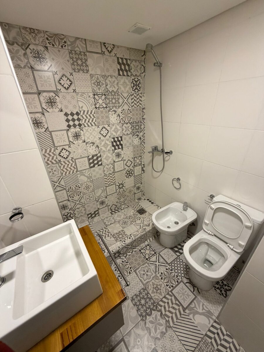 ALQUILO DEPTO 2 DORM 2 BAÑOS CON BALCON Y ASADOR EN ALTO ALBERDI - Imagen 12