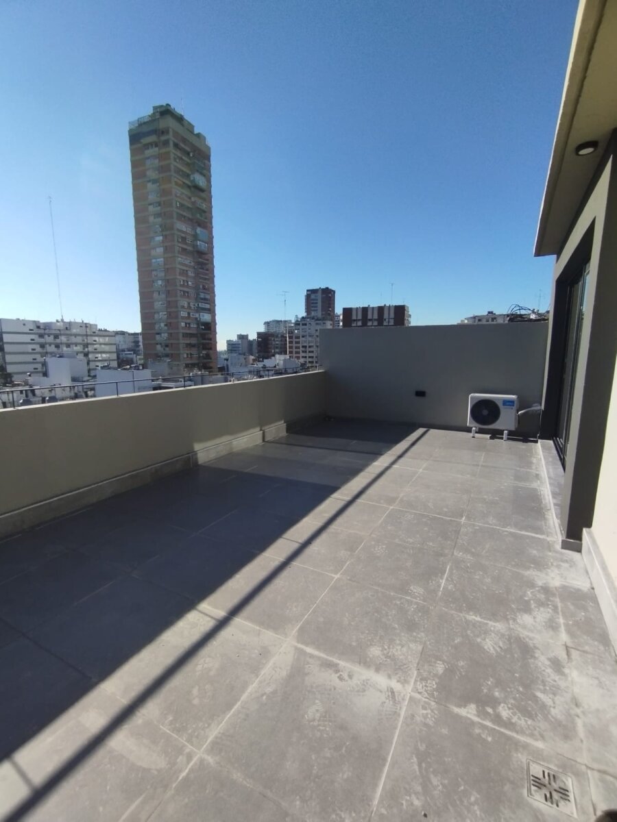 Belgrano 2 ambientes con 2 balcón terraza - 4