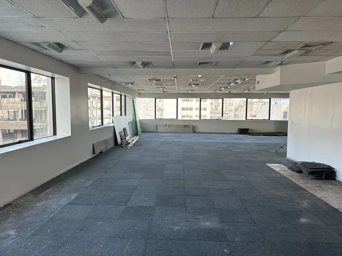 Alquiler De Oficina - Piso 1 - 12