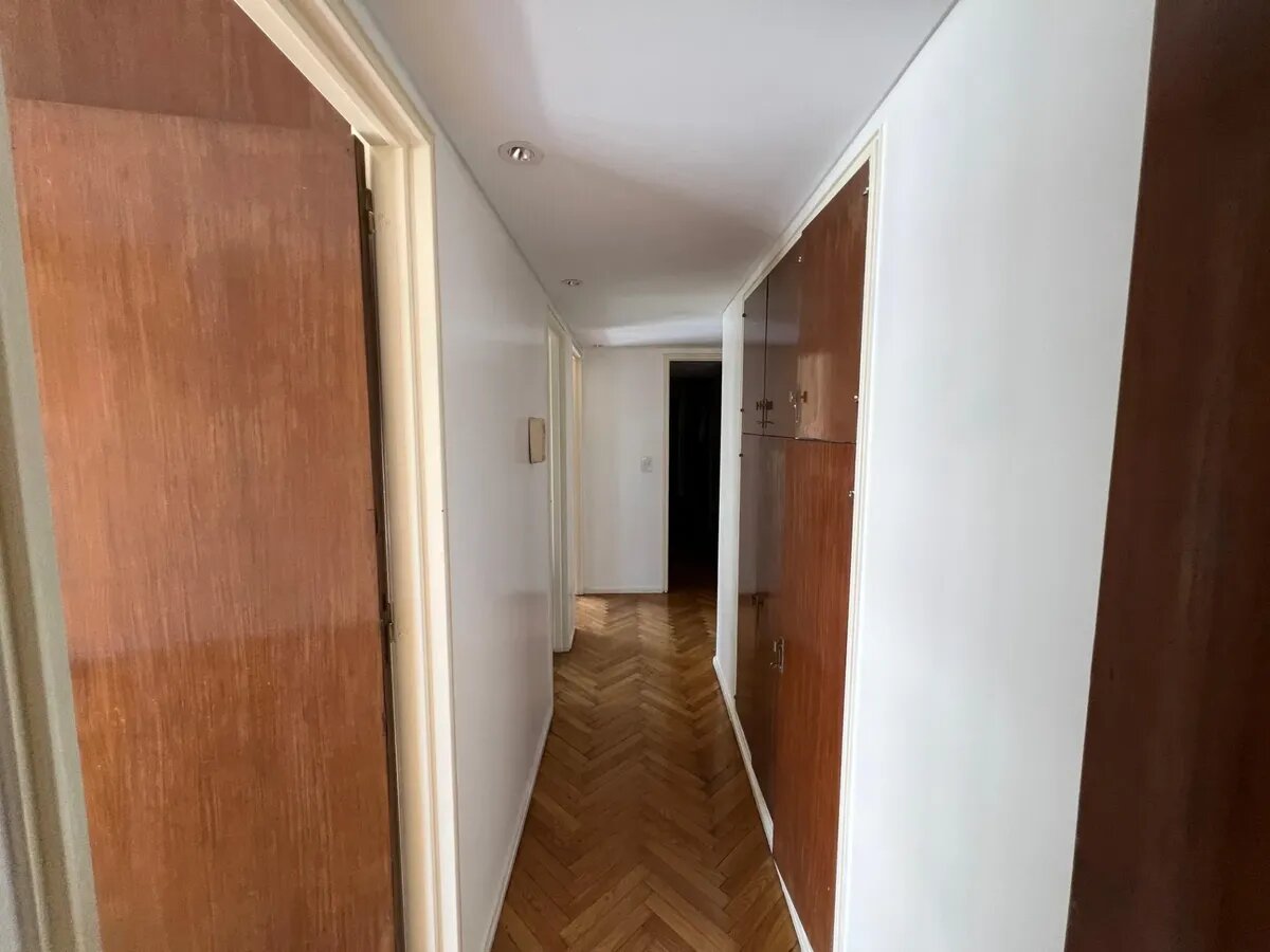 Venta De Departamento En Av. Libertador - 22