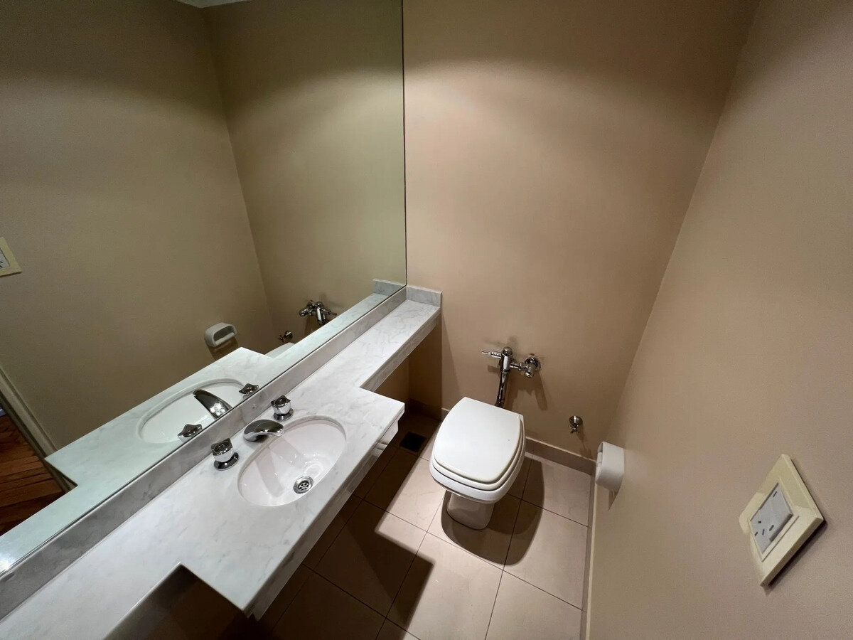 Venta De Departamento En Av. Libertador - 14