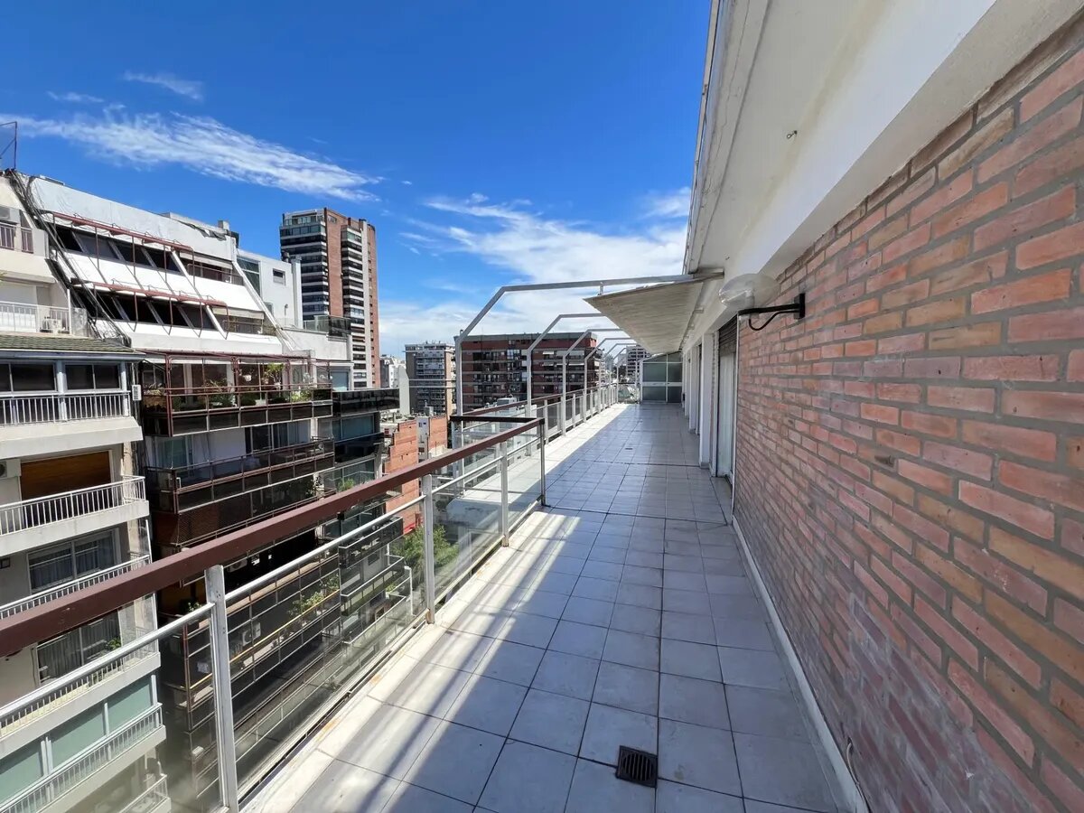 Venta De Departamento En Av. Libertador - 19