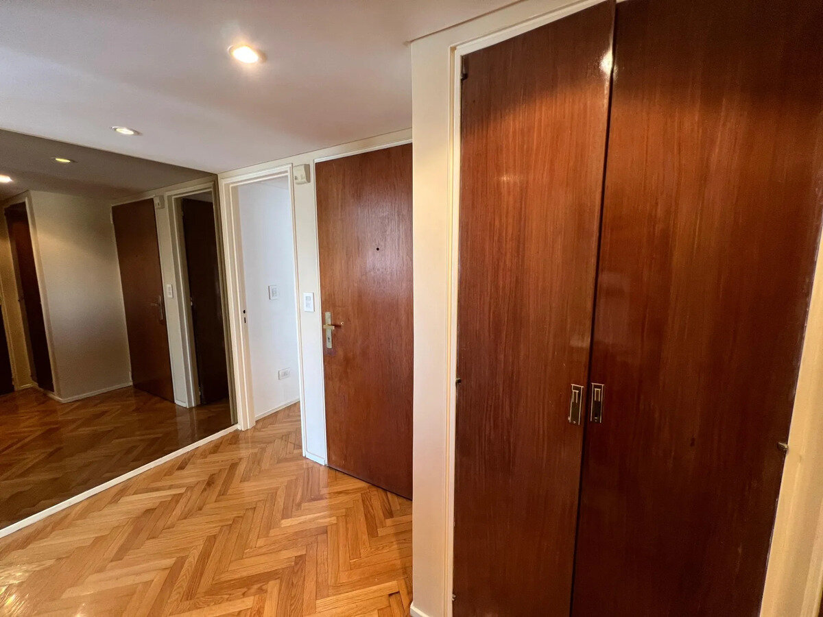 Venta De Departamento En Av. Libertador - 13
