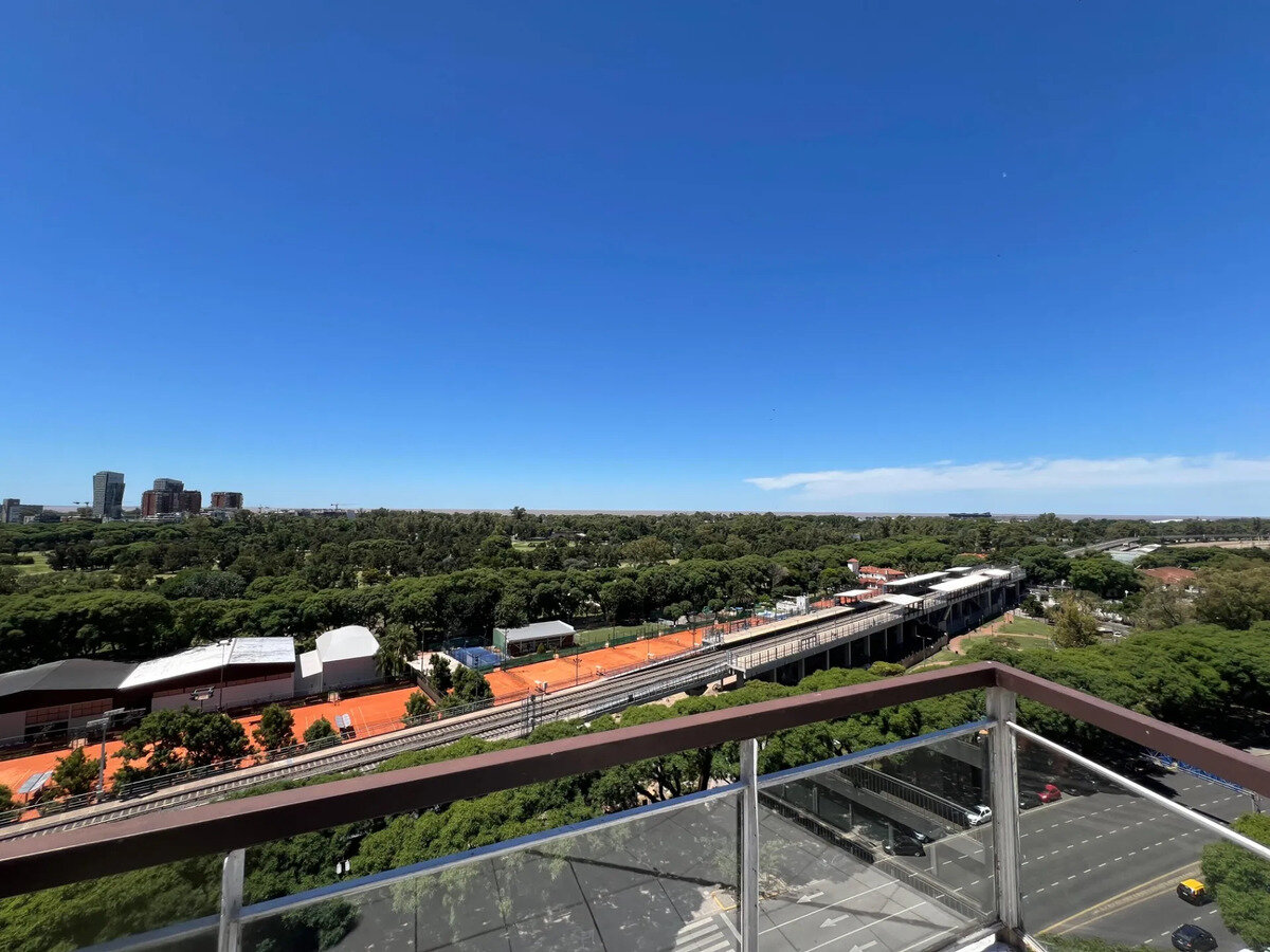 Venta De Departamento En Av. Libertador - 16