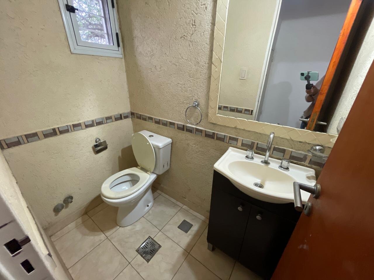 CASA A MTS DE  ROTONDA UNQUILLO. EXCELENTE PROPIEDAD. 3 DORM - Imagen 11
