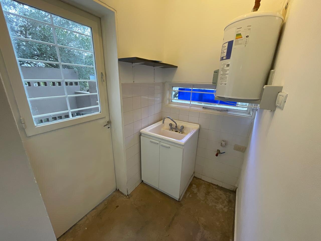 CASA A MTS DE  ROTONDA UNQUILLO. EXCELENTE PROPIEDAD. 3 DORM - Imagen 14