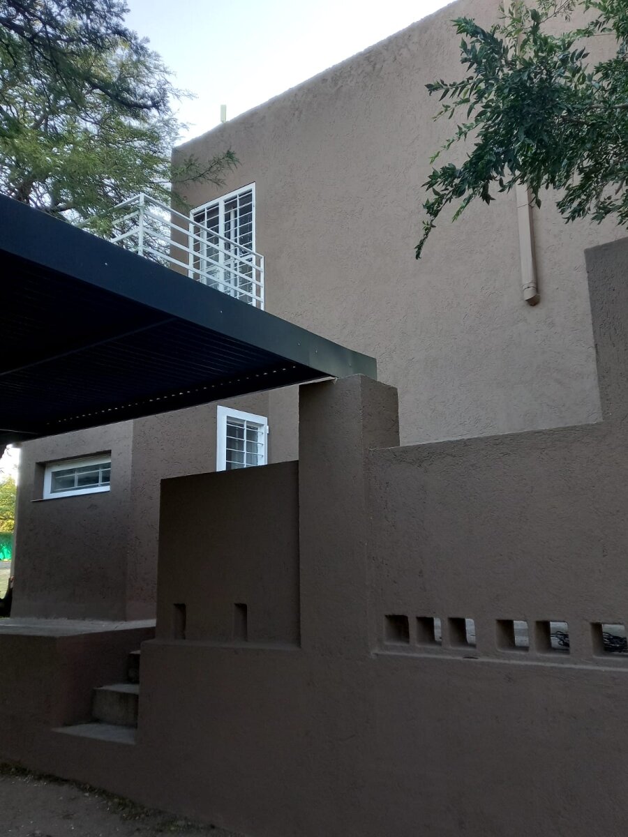 CASA A MTS DE  ROTONDA UNQUILLO. EXCELENTE PROPIEDAD. 3 DORM - Imagen 24