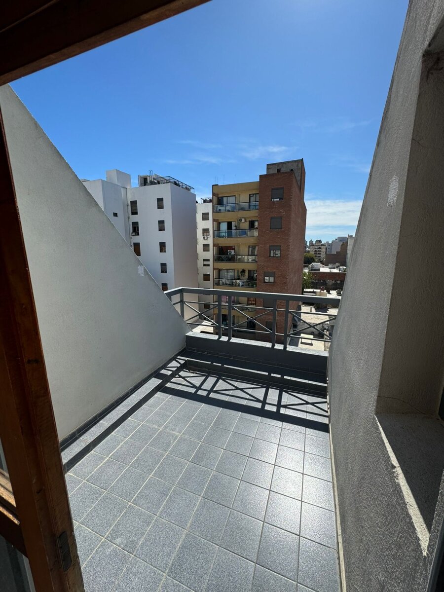 VENTA DEPARTAMENTO ZONA shooping 1 dormi y medio - Imagen 5