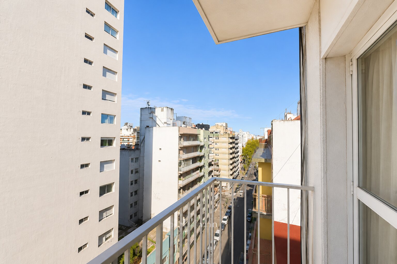 Departamento 3 Ambientes, Balcón al Frente. Vista Lateral al Mar. Cochera — foto 14