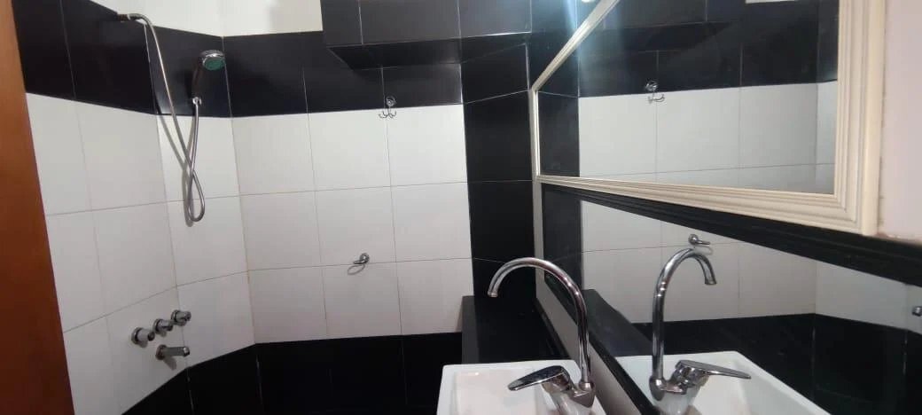 Oferta - Dpto, Planta. Baja Alto Alberdi. - Imagen 4