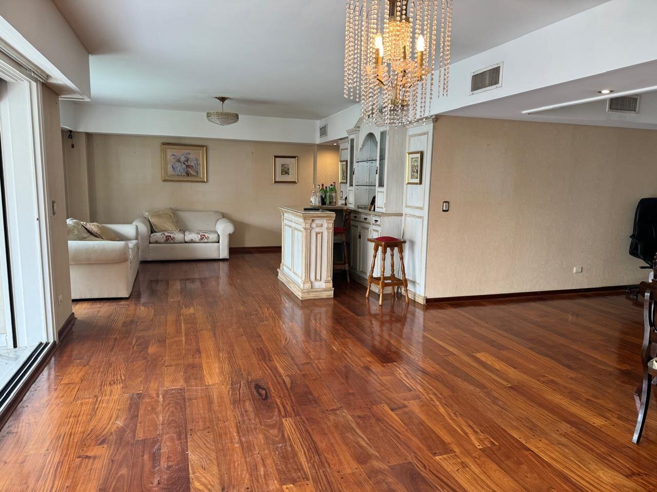 ALQUILER PALERMO 5 AMBIENTES DOS COCHERAS PISO AL FRENTE BALCON CORRIDO OLLEROS 1836 PISO 12 A/A VESTIDOR SUM PARRILLA - 2