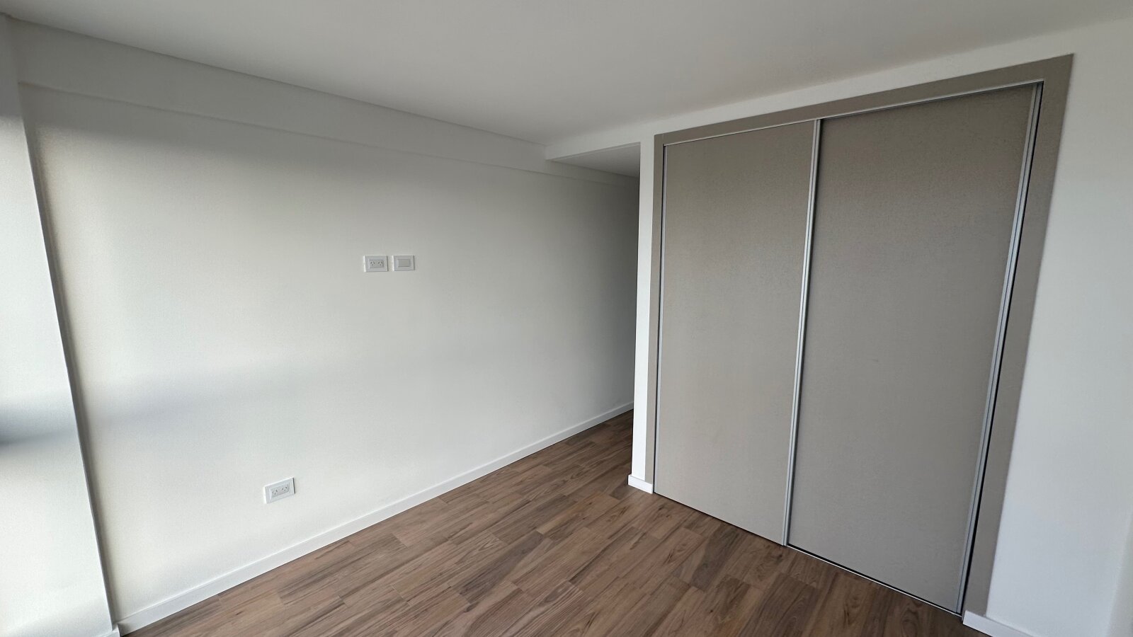 SEMIPISO 2 AMBIENTES A ESTRENAR AL FRENTE – PISO 8° – BARRIO SAN JOSÉ - 10