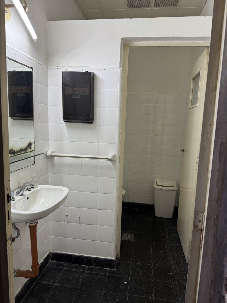 9 de Julio 1849 - Local Comercial con Deposito en Alquiler | 813 m2 - 9
