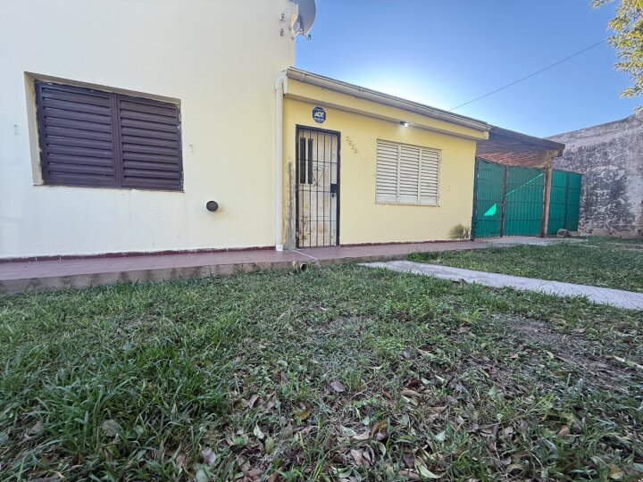 CASA EN VENTA BARRIO PRIMERO DE MAYO
