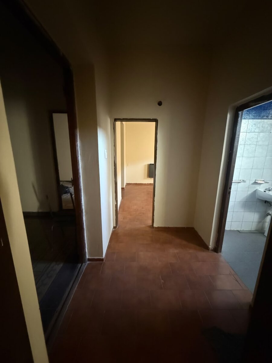 CASA EN VENTA BARRIO PRIMERO DE MAYO - Imagen 7