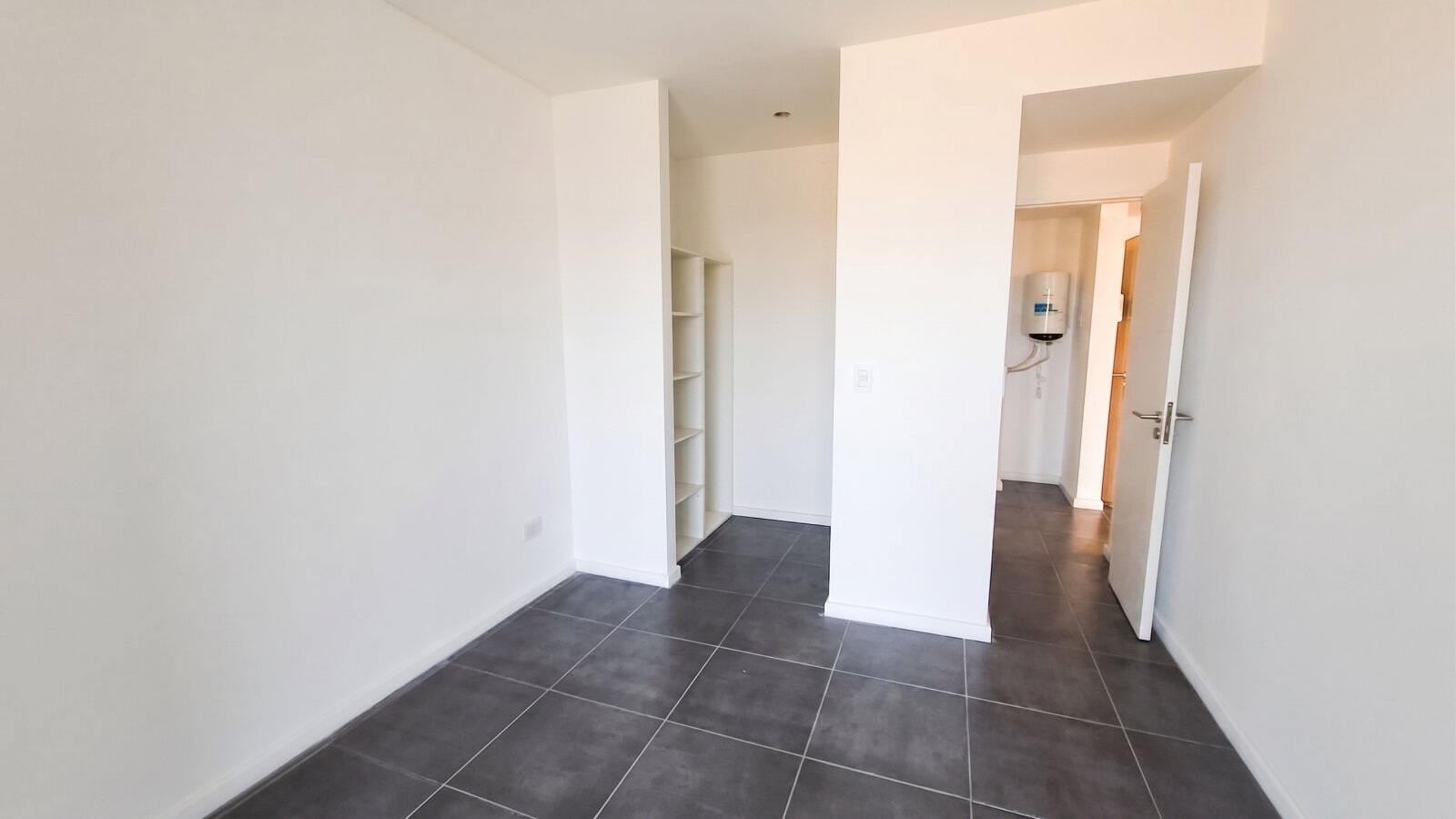 Julio A Roca 652 | Departamento de 1 dormitorio moderno al Frente con Balcon, Parillero y Cochera | Granadero Baigorria - 4