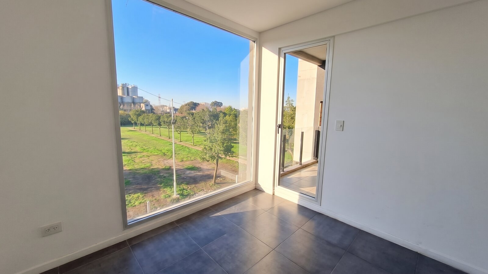 Julio A Roca 652 | Departamento de 1 dormitorio moderno al Frente con Balcon, Parillero y Cochera | Granadero Baigorria - 5