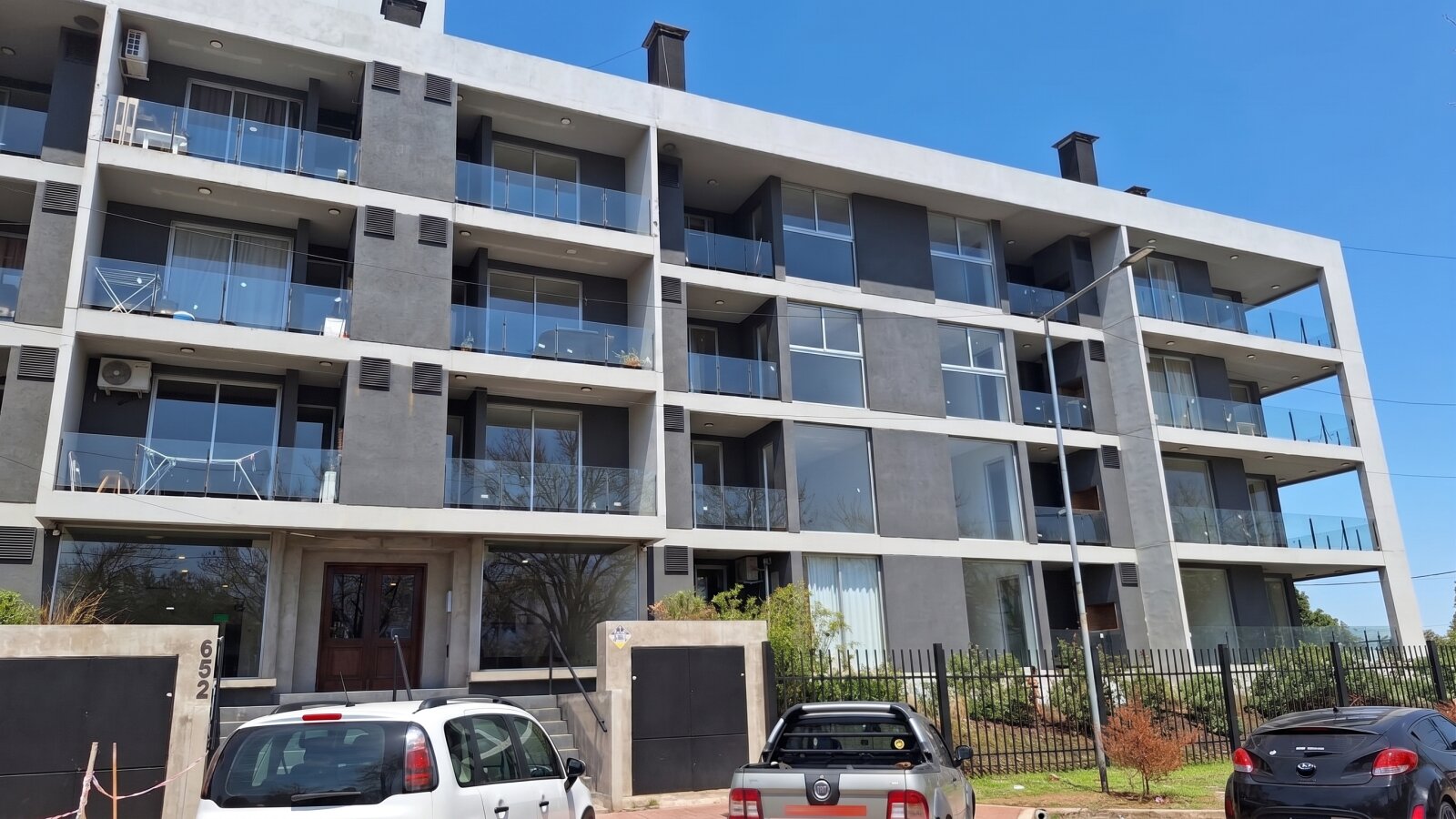 Julio A Roca 652 | Departamento de 1 dormitorio moderno al Frente con Balcon, Parillero y Cochera | Granadero Baigorria - 7