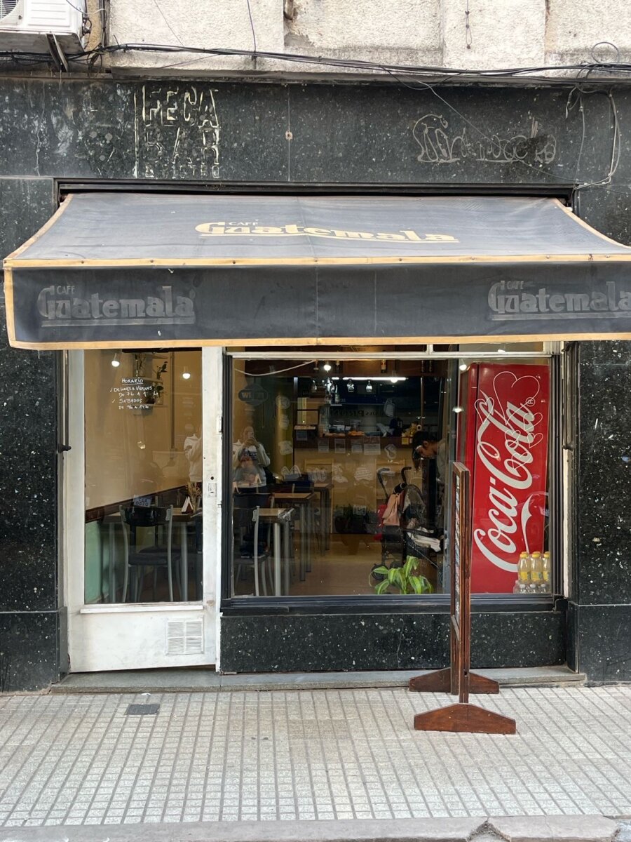 VENTA. Bar Funcionando - 1