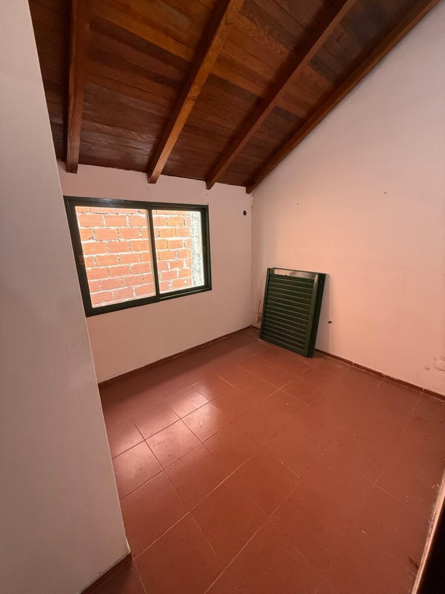 DUPLEX 3 AMB CON PATIO - VILLA LUZURIAGA - OPORTUNIDAD - 6