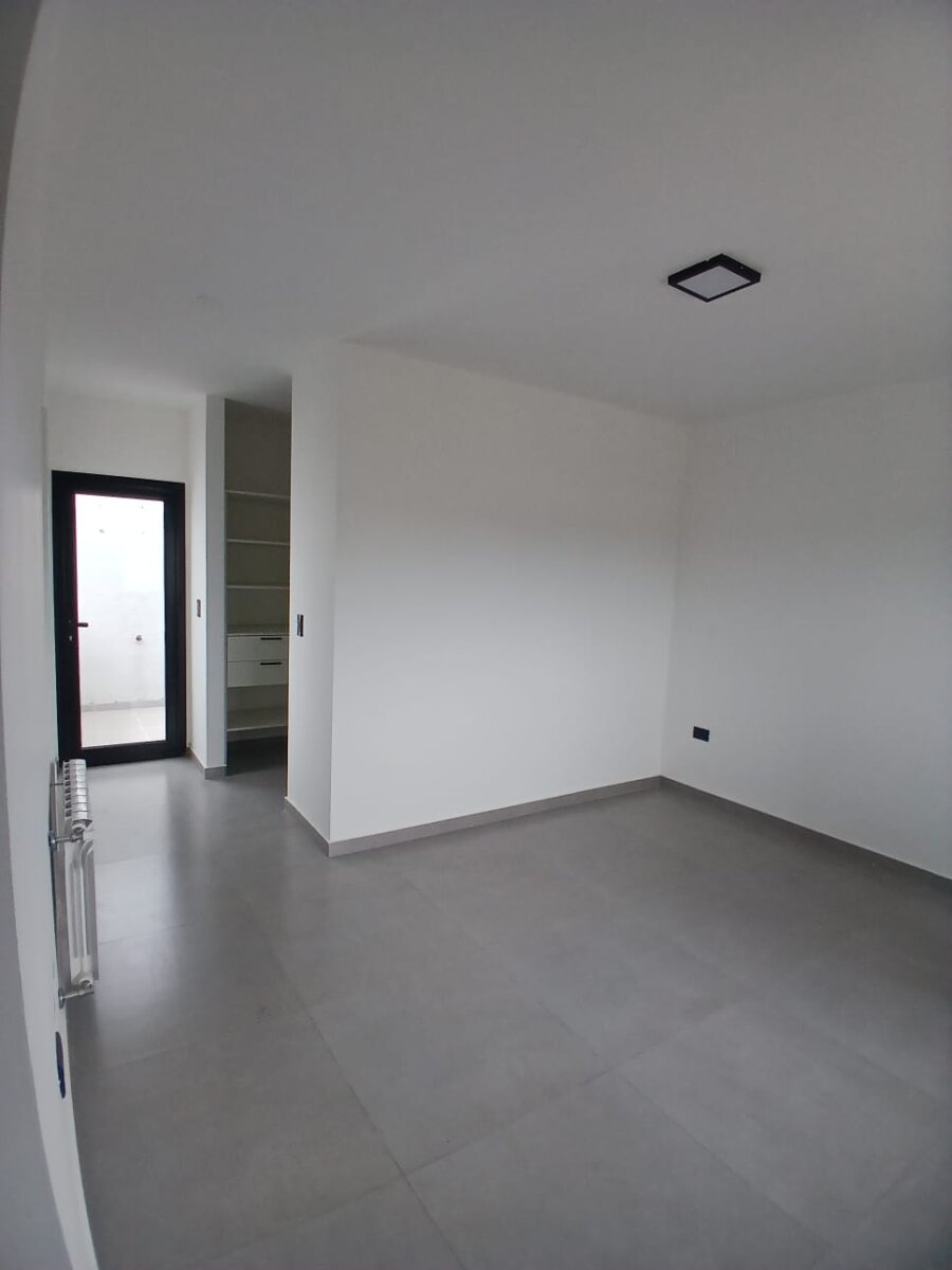Duplex de 3 dorm en Venta Docta Avenida - Imagen 11