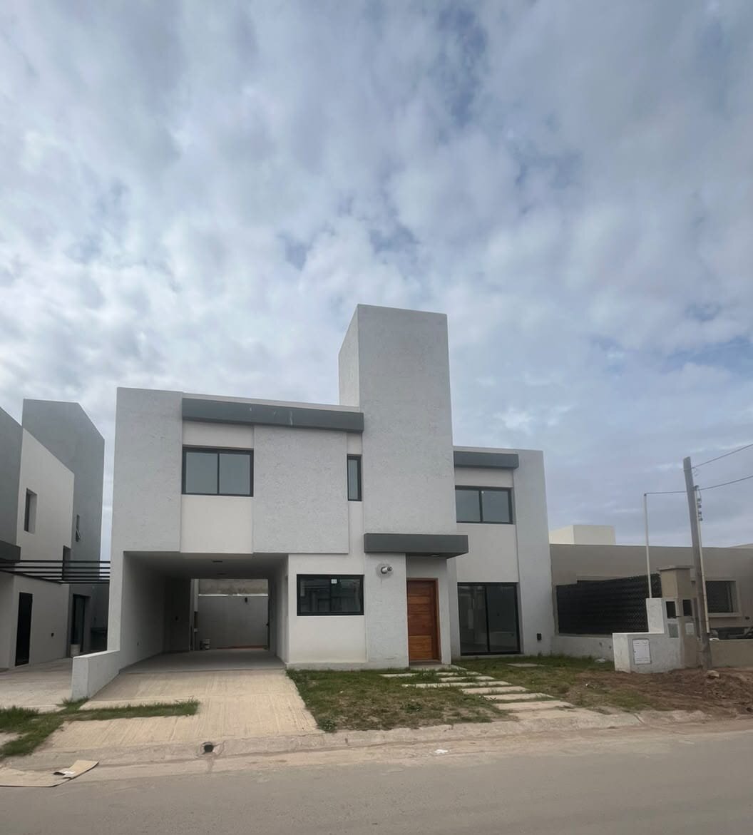 Duplex de 3 dorm en Venta Docta Avenida
