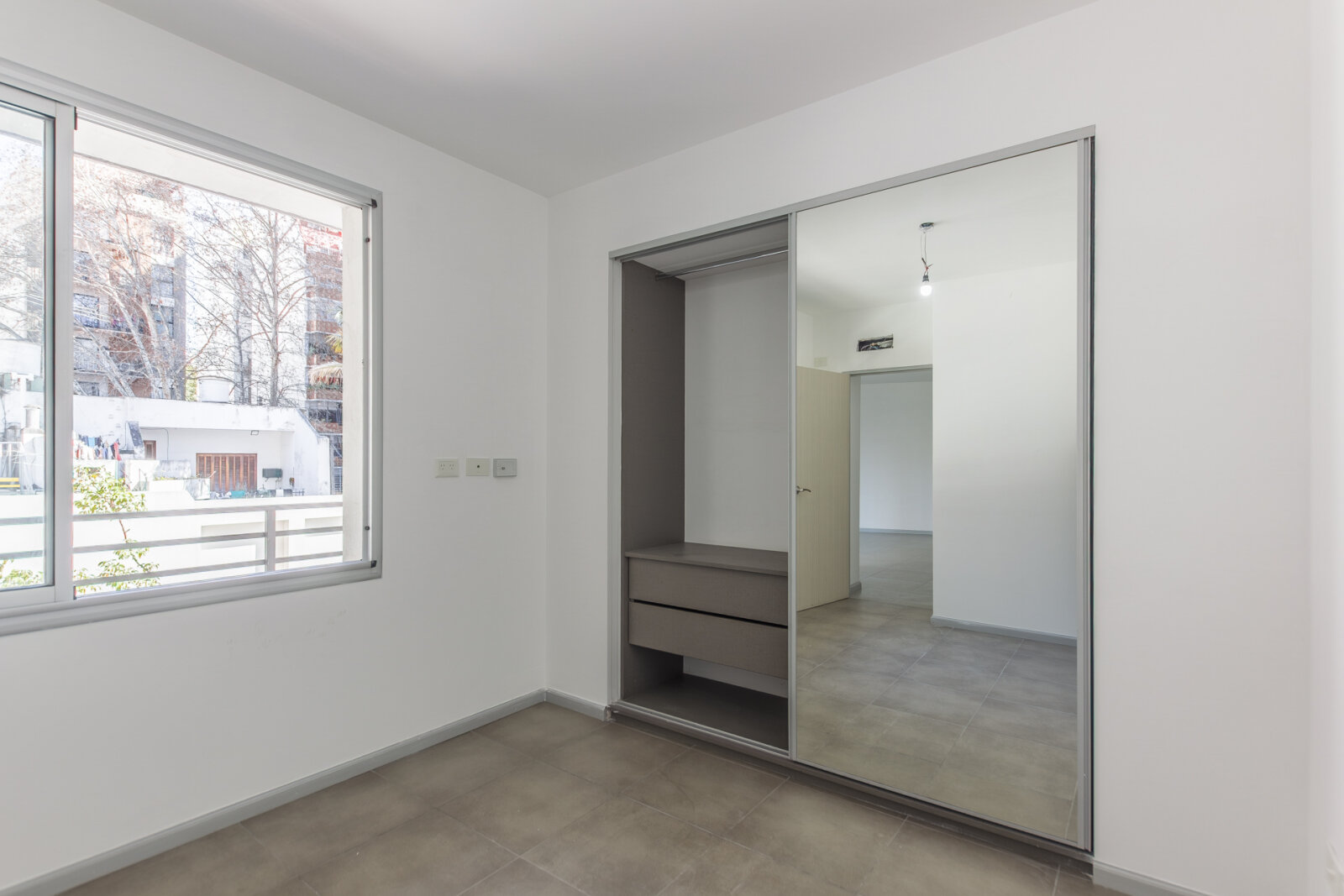 Venta. Depto 2 ambientes a estrenar. Apto crédito. Flores - 12
