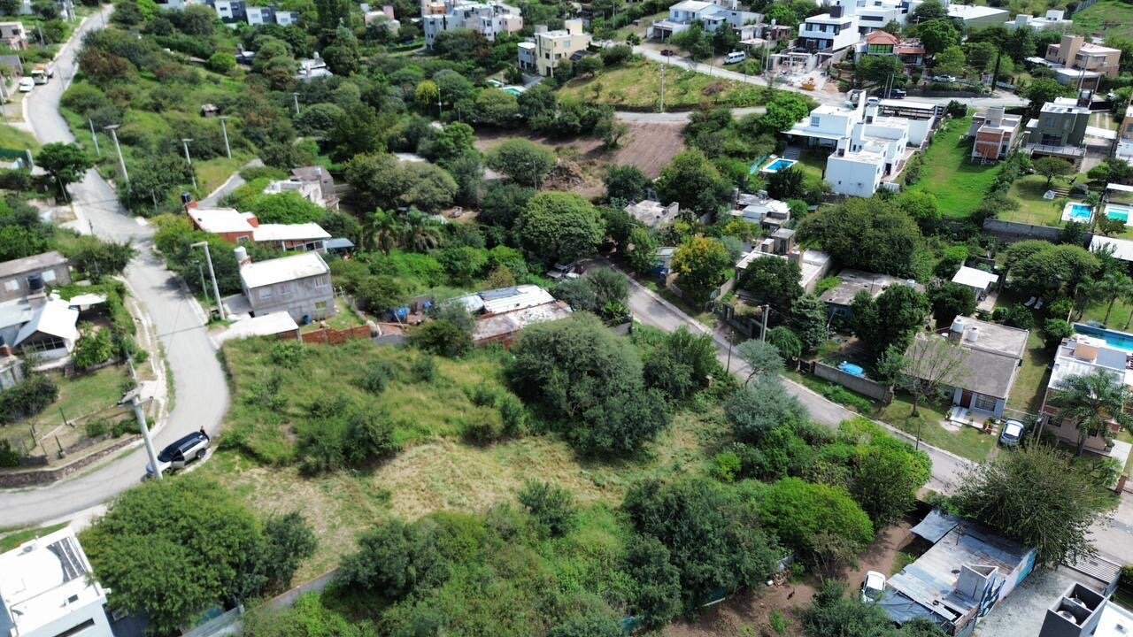 Lote en Cuesta Colorada 670m2- Apto duplex . Con escritura - Imagen 4