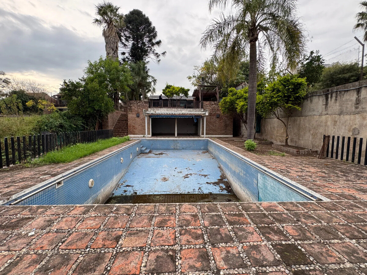Alquiler Comercial. Casa En B° Cerro De Las Rosas. - 16