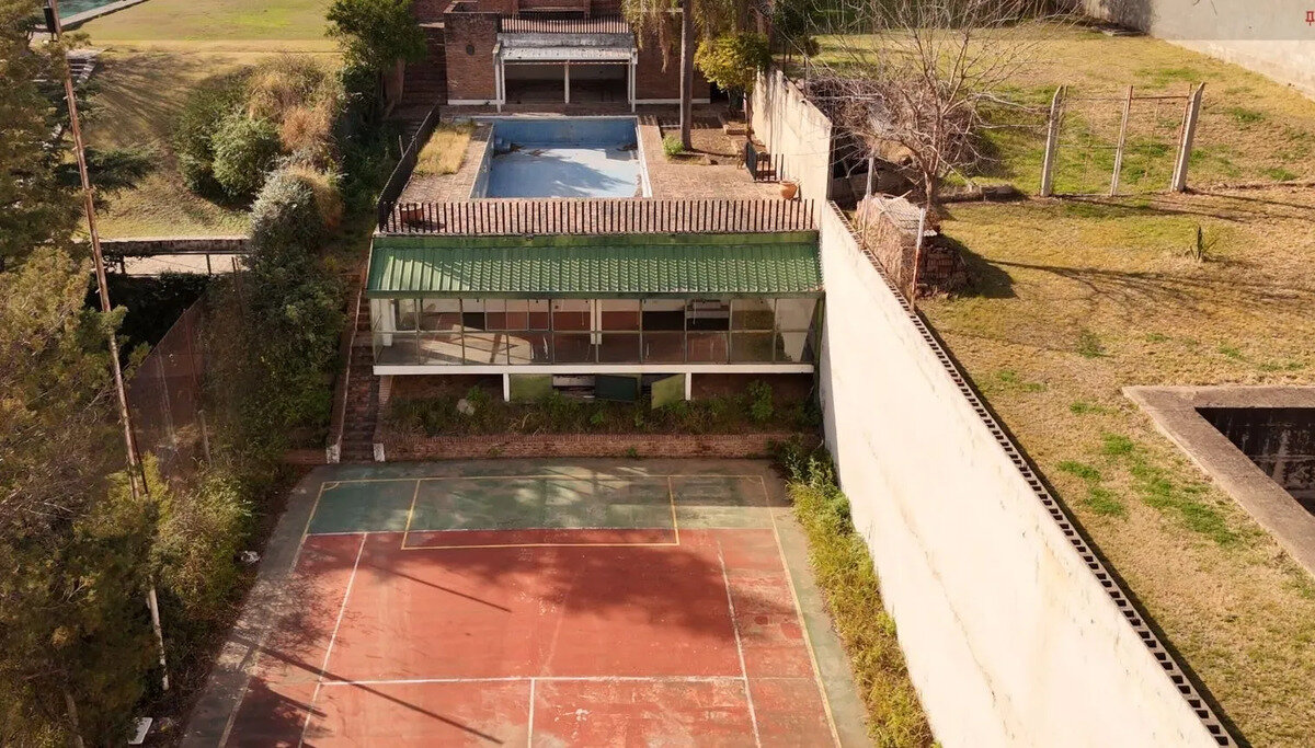 Alquiler Comercial. Casa En B° Cerro De Las Rosas. - 4