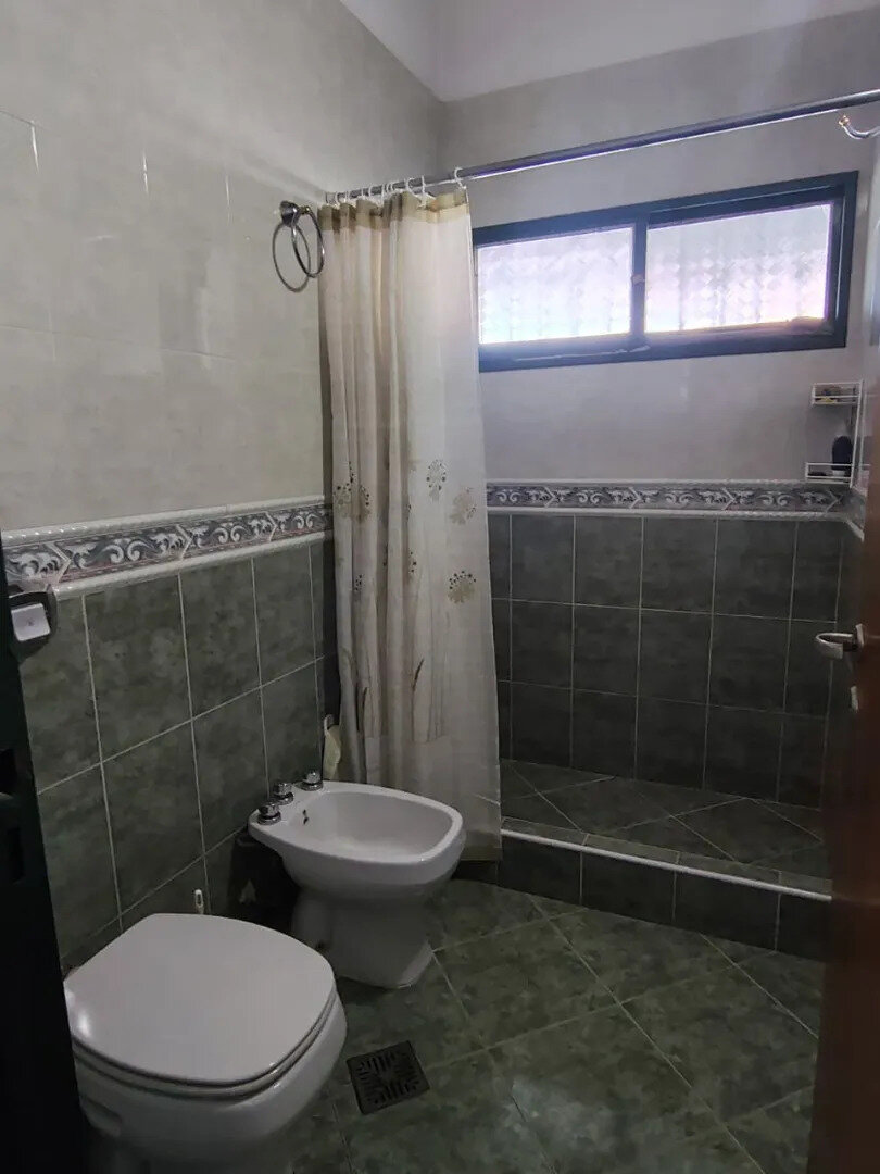 Se Vende Casa - A 2 Cuadras Del Rio - 12