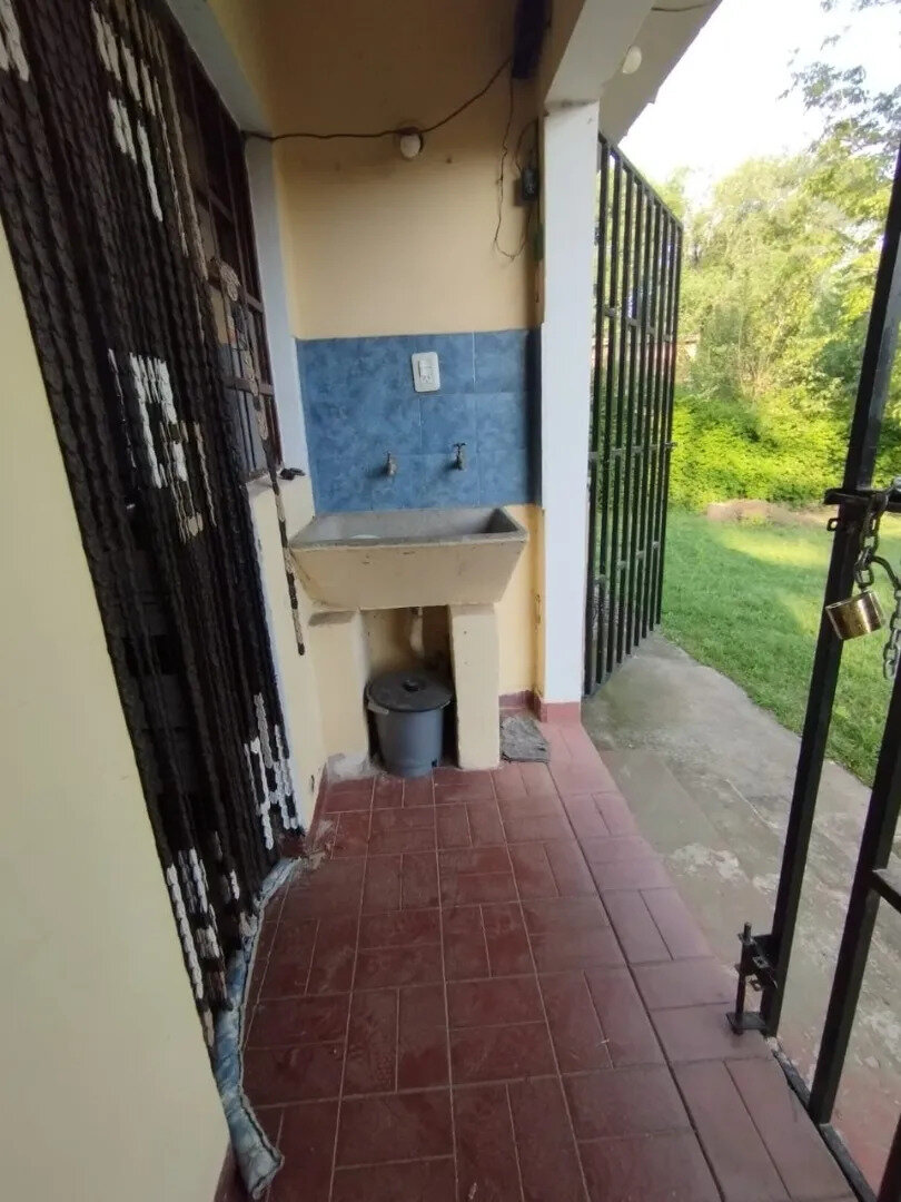 Casa Parque Siquiman, 3 Dorm. Pileta. Sobre Ruta - 16