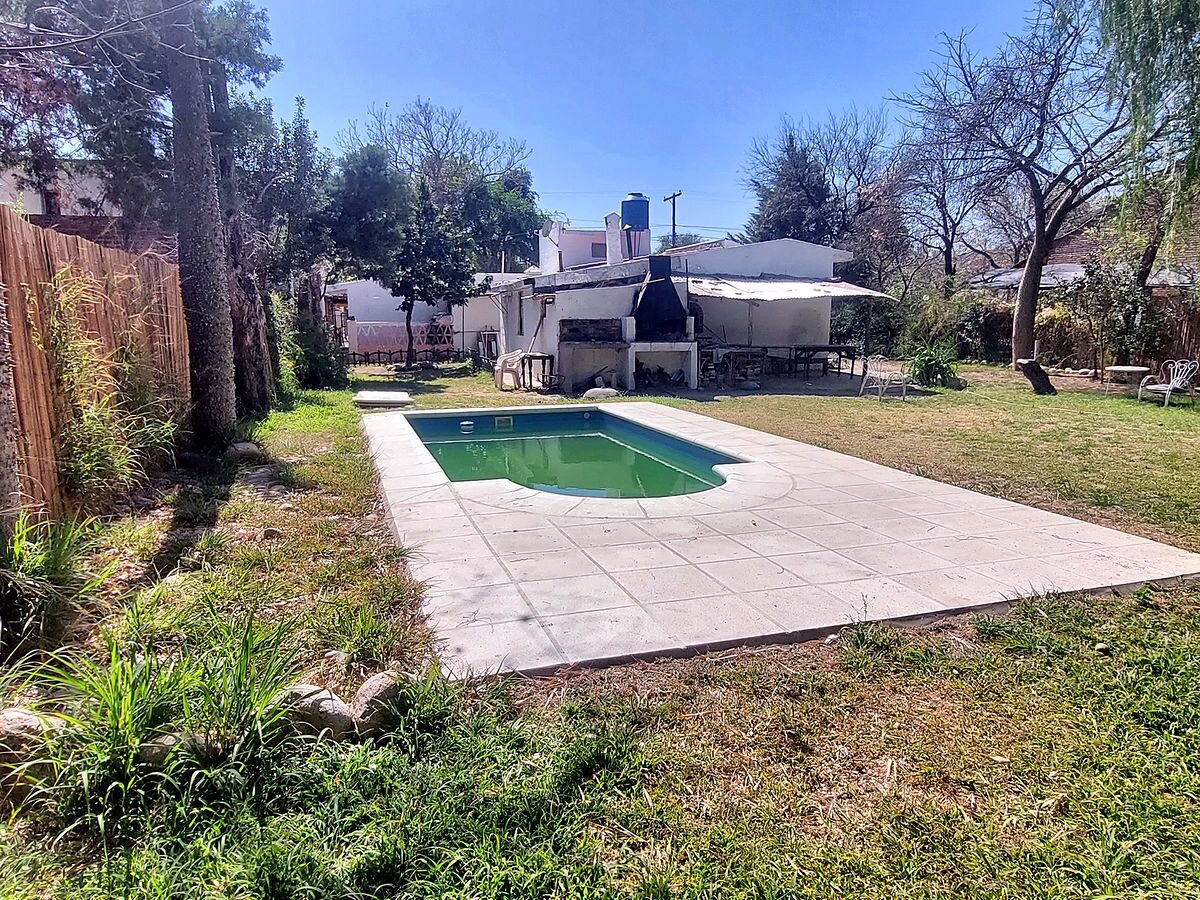 Casa en venta con depto independiente, pileta y 1.000 m² en San Marcos Sierras - 3