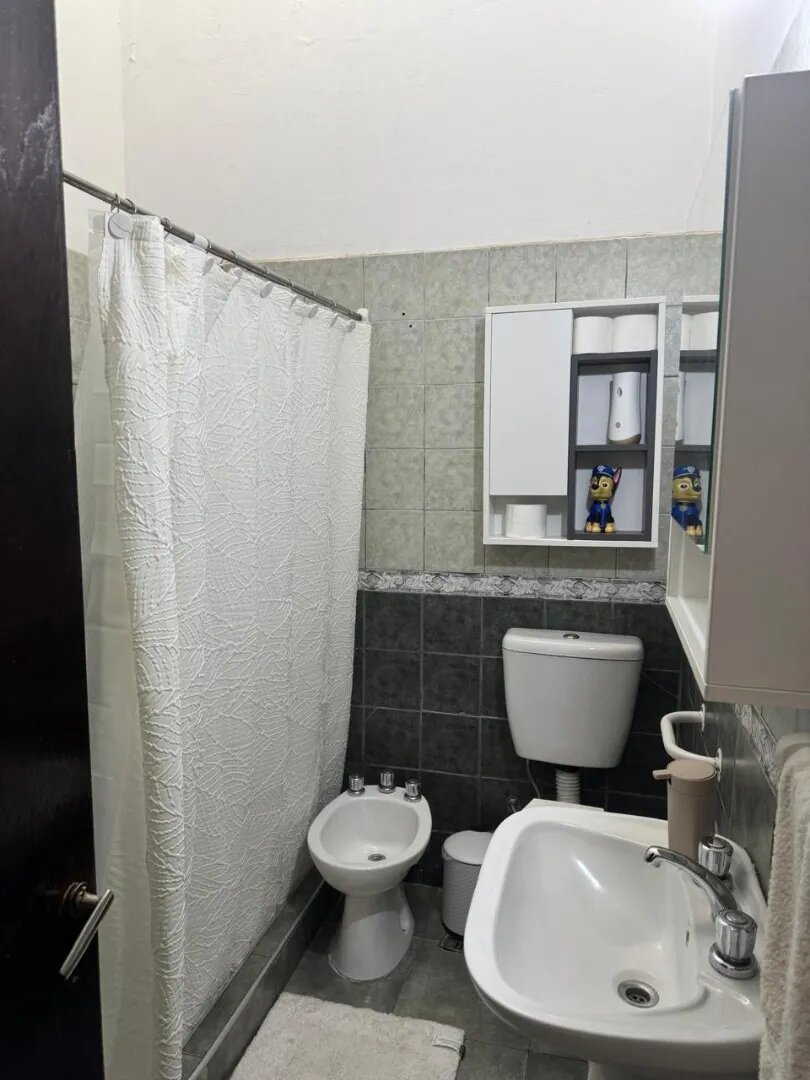 Casa De 3 Dormitorios Con Gran Parque. - 13