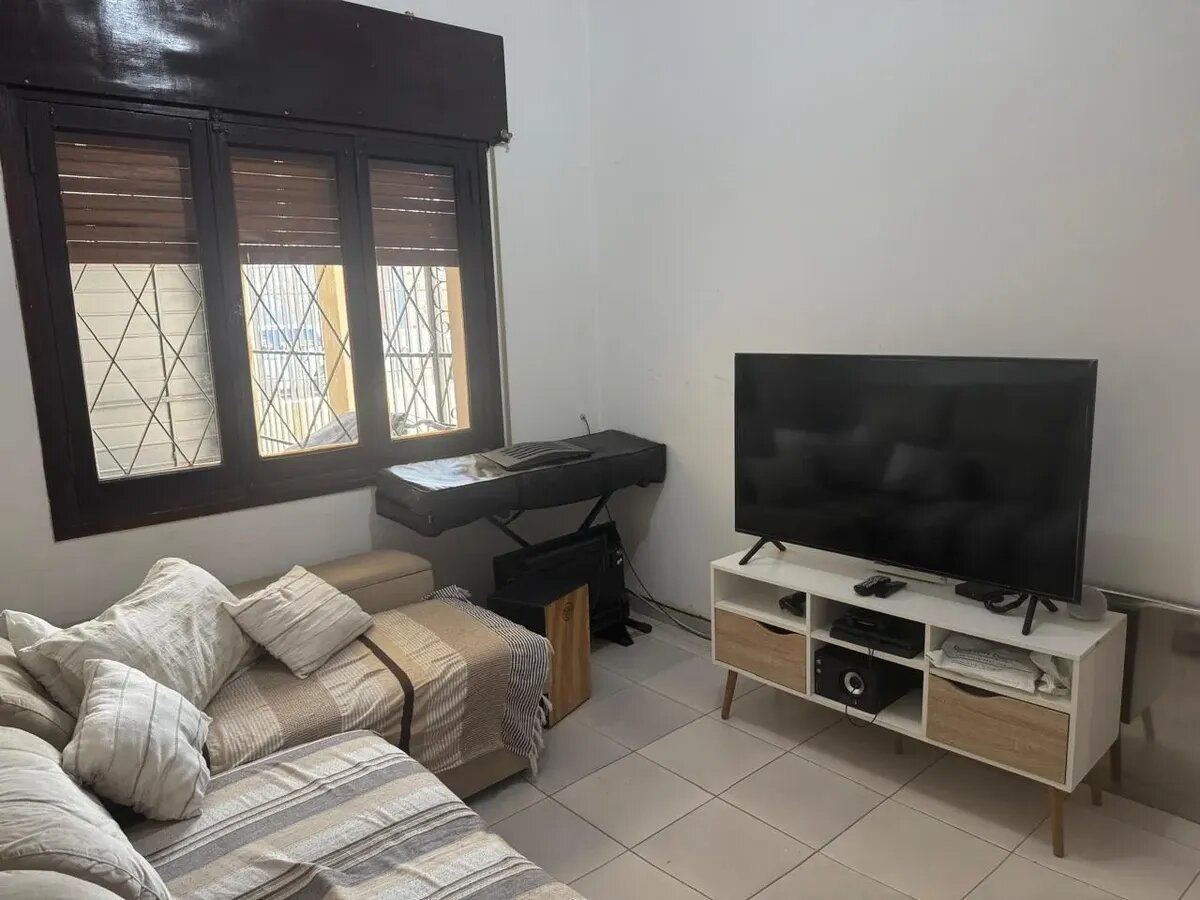 Casa De 3 Dormitorios Con Gran Parque. - 10