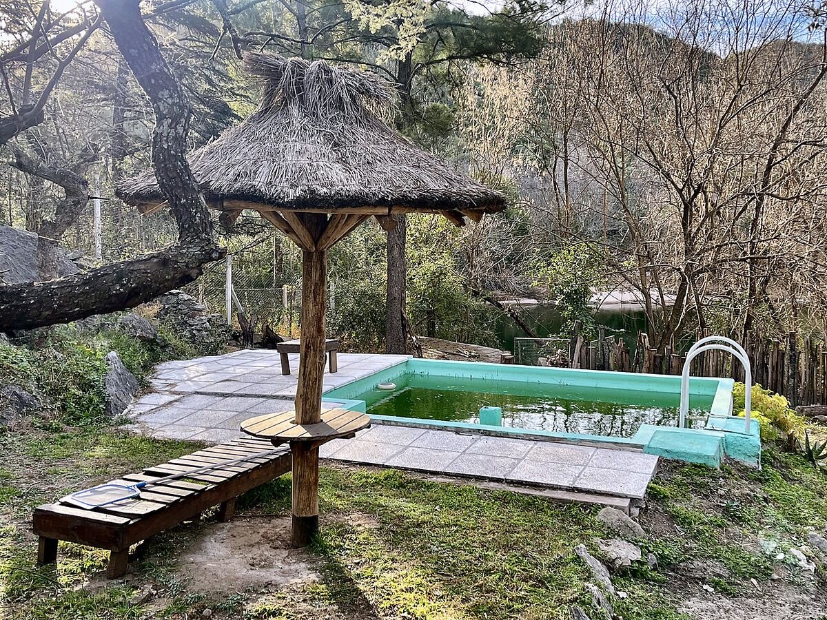 Casa 4 dormitorios con pileta y bajada al río Anisacate en La Serranita — foto 3