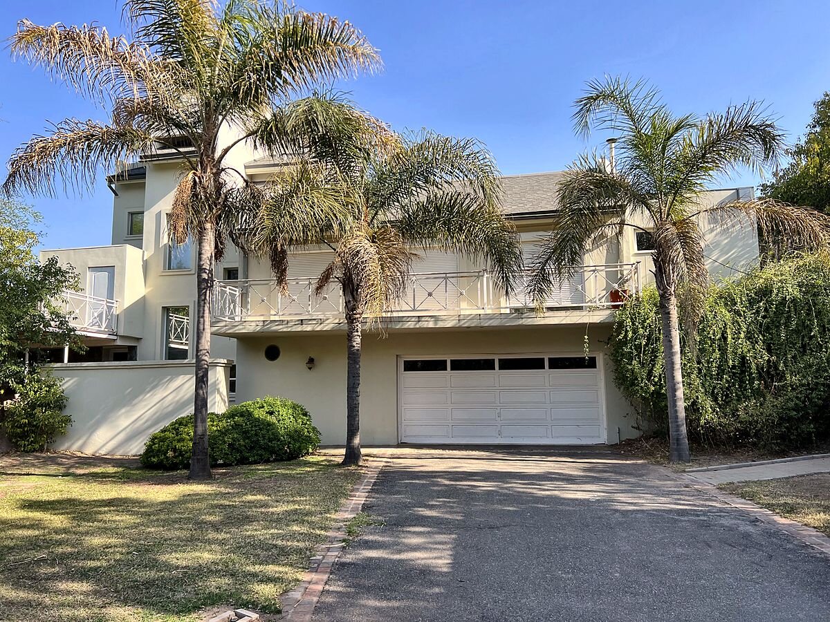 Casa en venta 6 dorm con pileta en Country Las Delicias, parque de 1.800 m² — foto 5