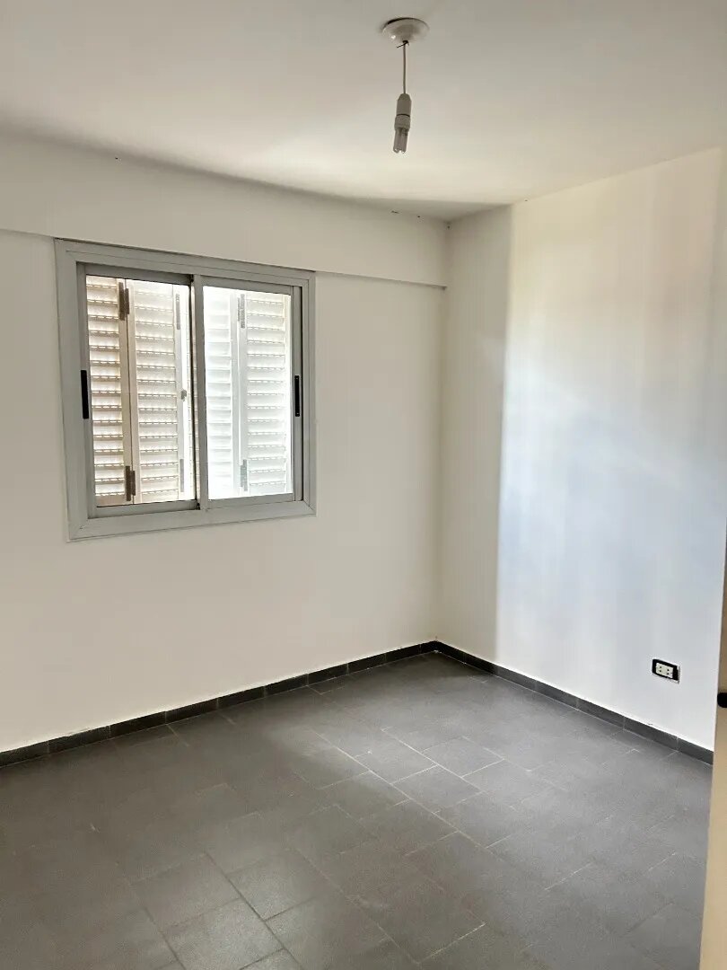 Departamento 3 dorm con cochera y balcón, escritura, Güemes - Av. Pueyrredón — foto 10