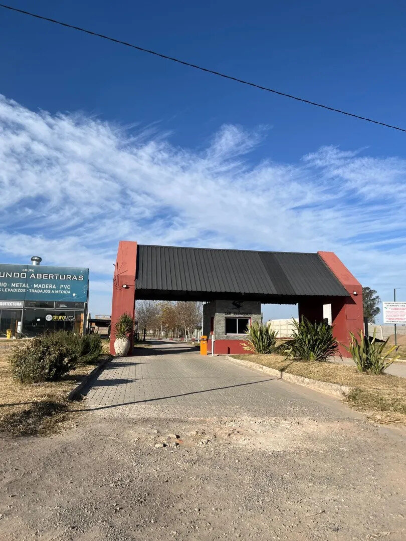 Lote 438m2 En Soles Serranos 3 - 9
